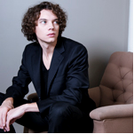 Nghệ sỹ piano Francesco Tristano biểu diễn tại Việt Nam